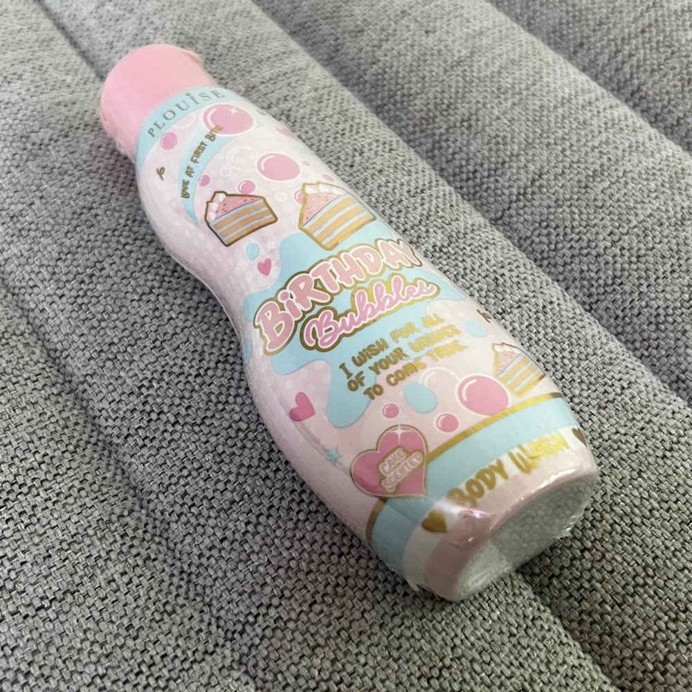 PLoiuse Birthday Bubbles Body Wash